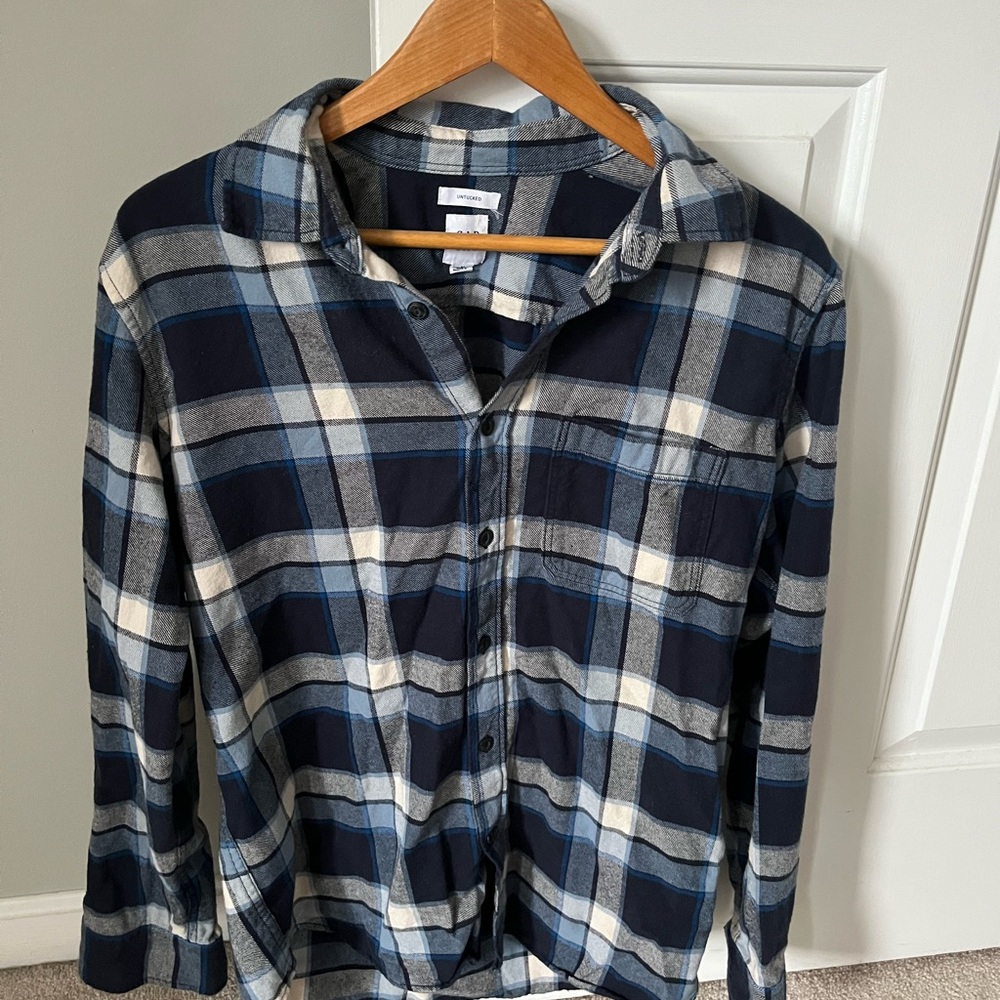 GAP Blue and White Plaid Casual Button Down Shirt